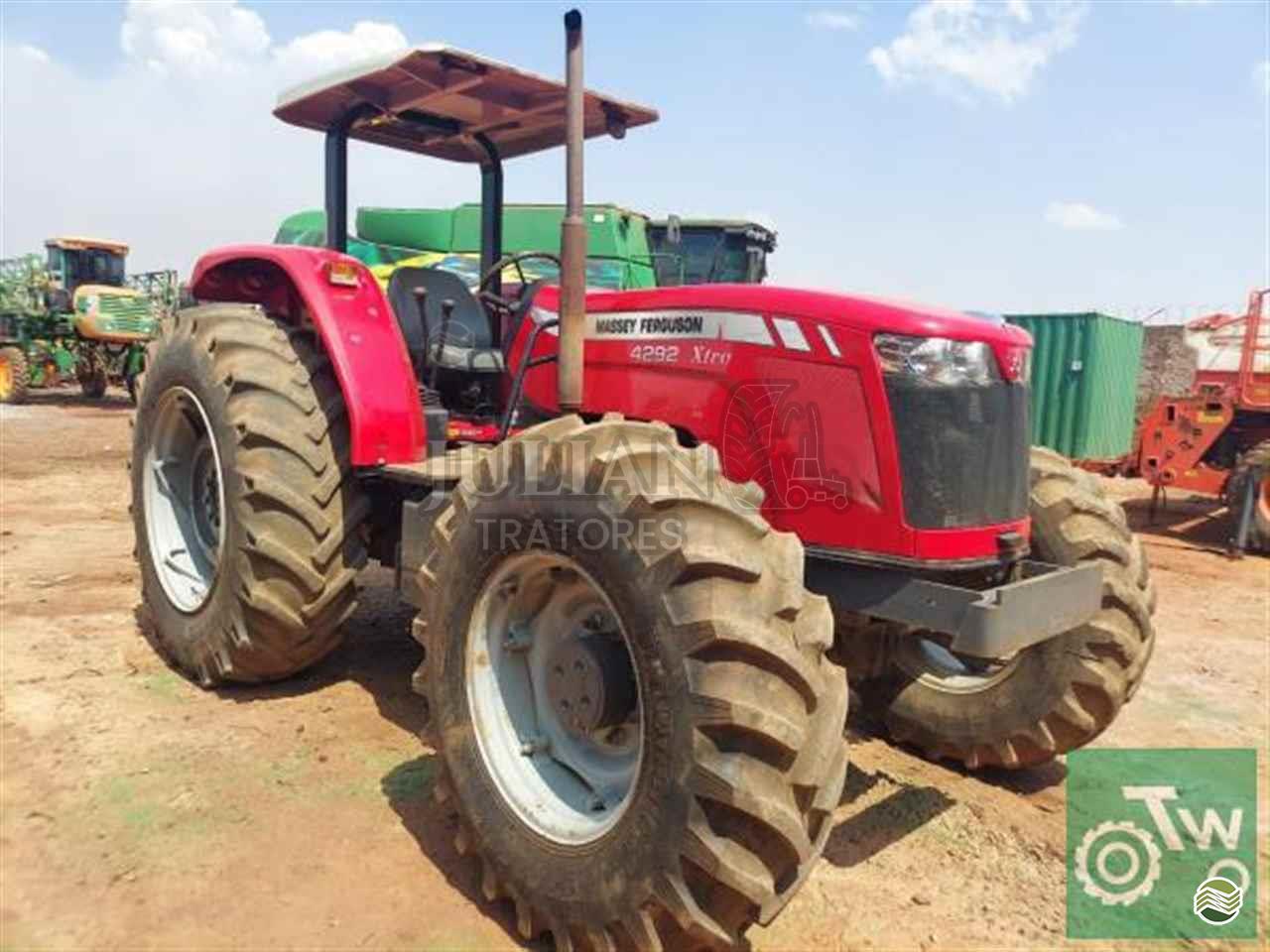 TRATOR MASSEY FERGUSON MF 4292 Juliano Tratores UBERABA MINAS GERAIS MG